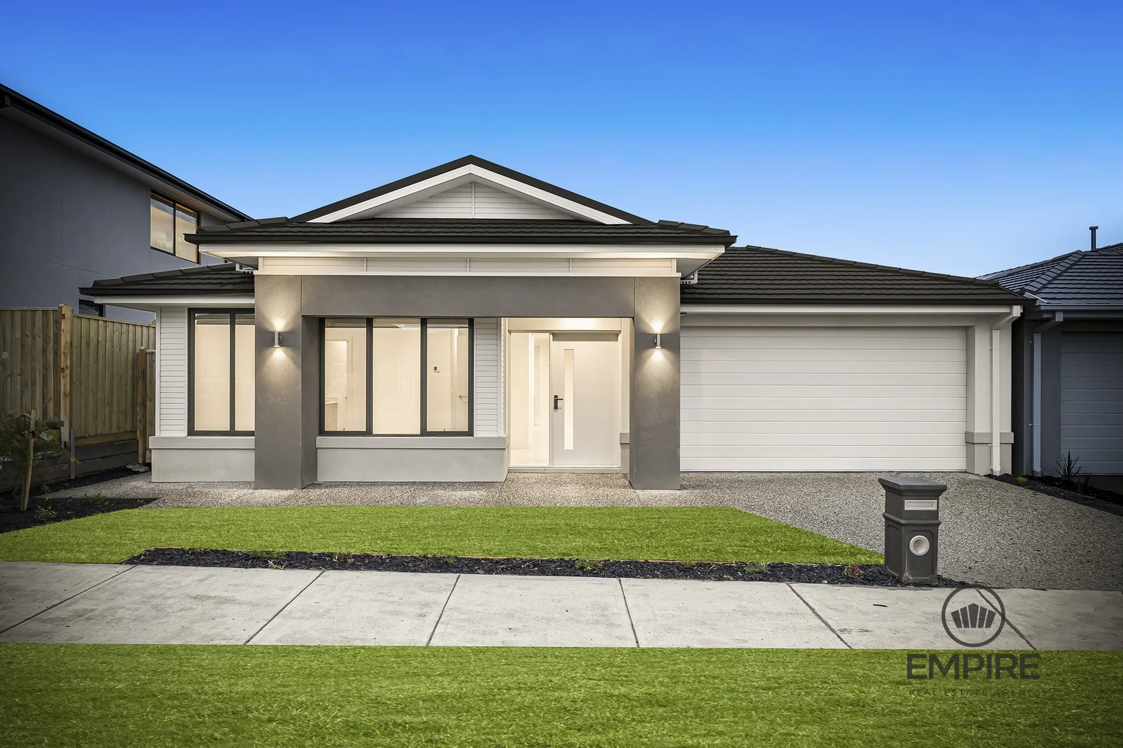 34 Guling Rise, Clyde North VIC 3978