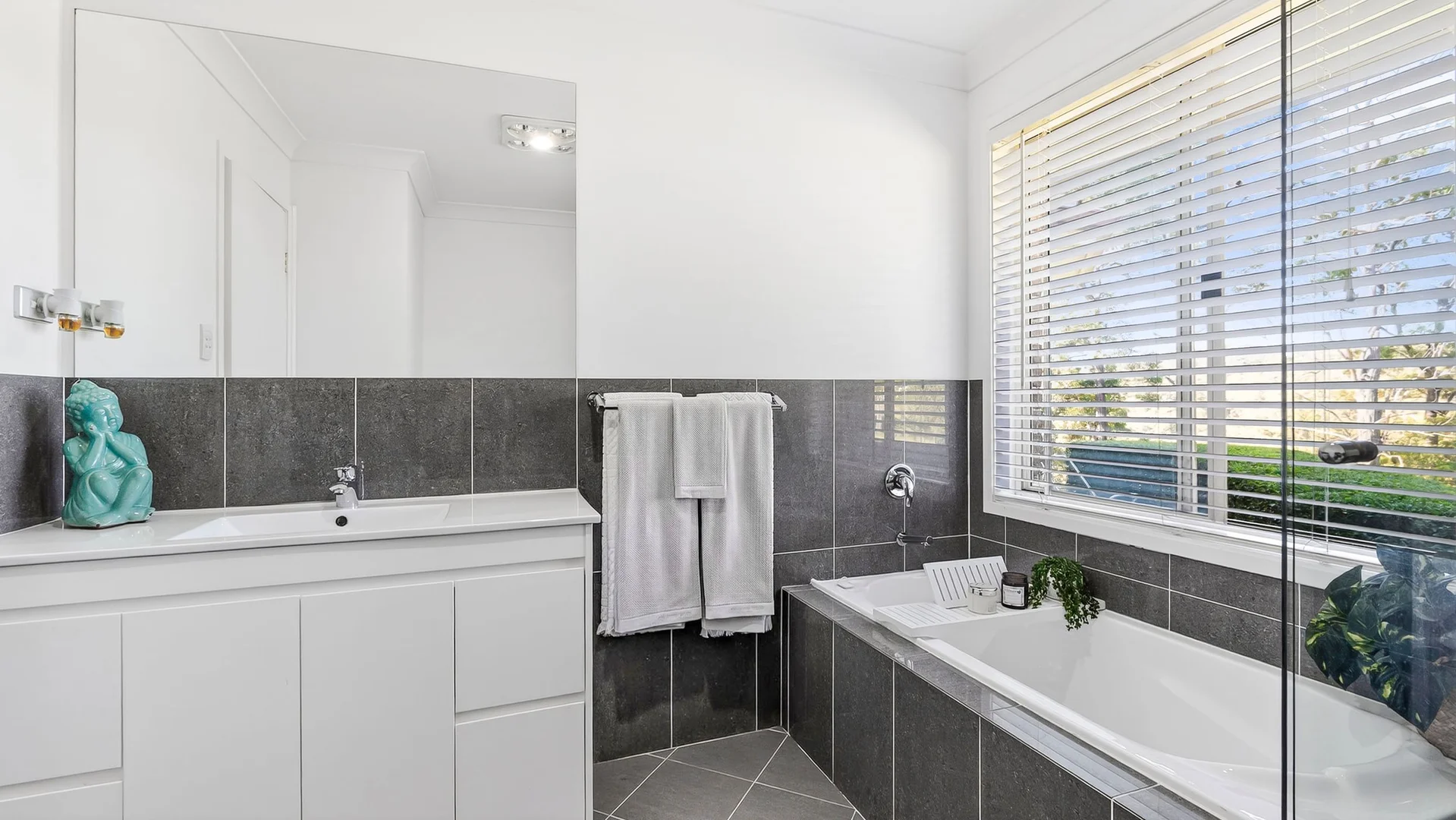 Additional image 9 of 4/276 Hermitage Road, Kurrajong Hills NSW 2758