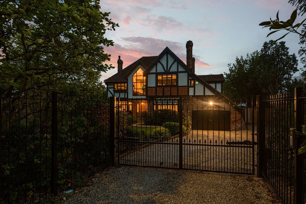 Additional image 36 of 5 bed detached house for saleBickley Park Road, Bromley BR1