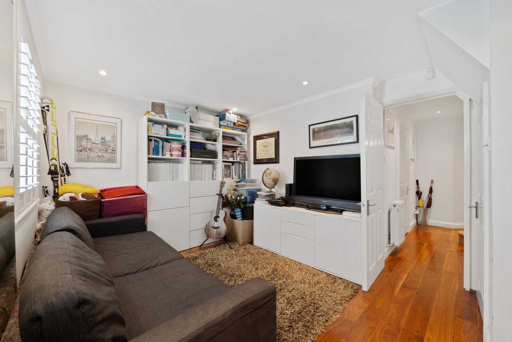 Additional image 8 of 3 bed terraced house for saleThe Butts, Brentford TW8