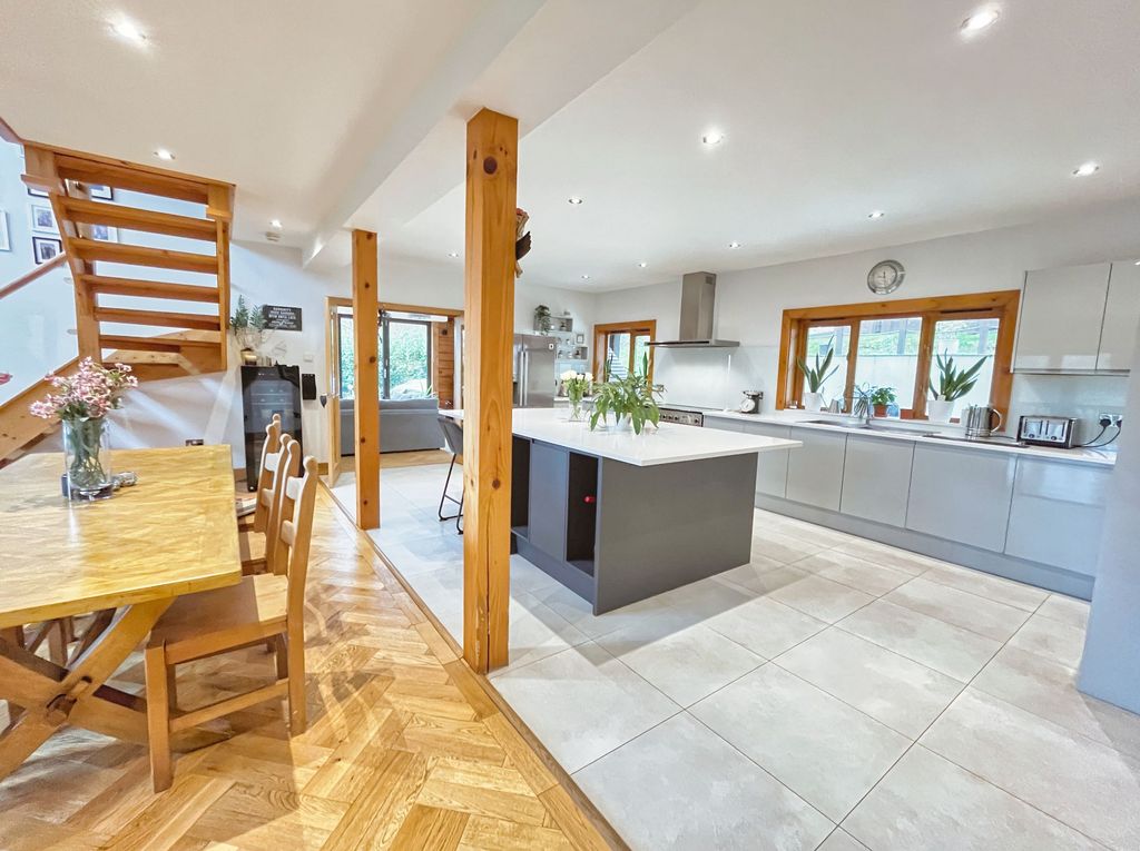 Additional image 7 of 4 bed detached house for saleThistledome, 25 Oakmead Road, Llanharan, Pontyclun CF72