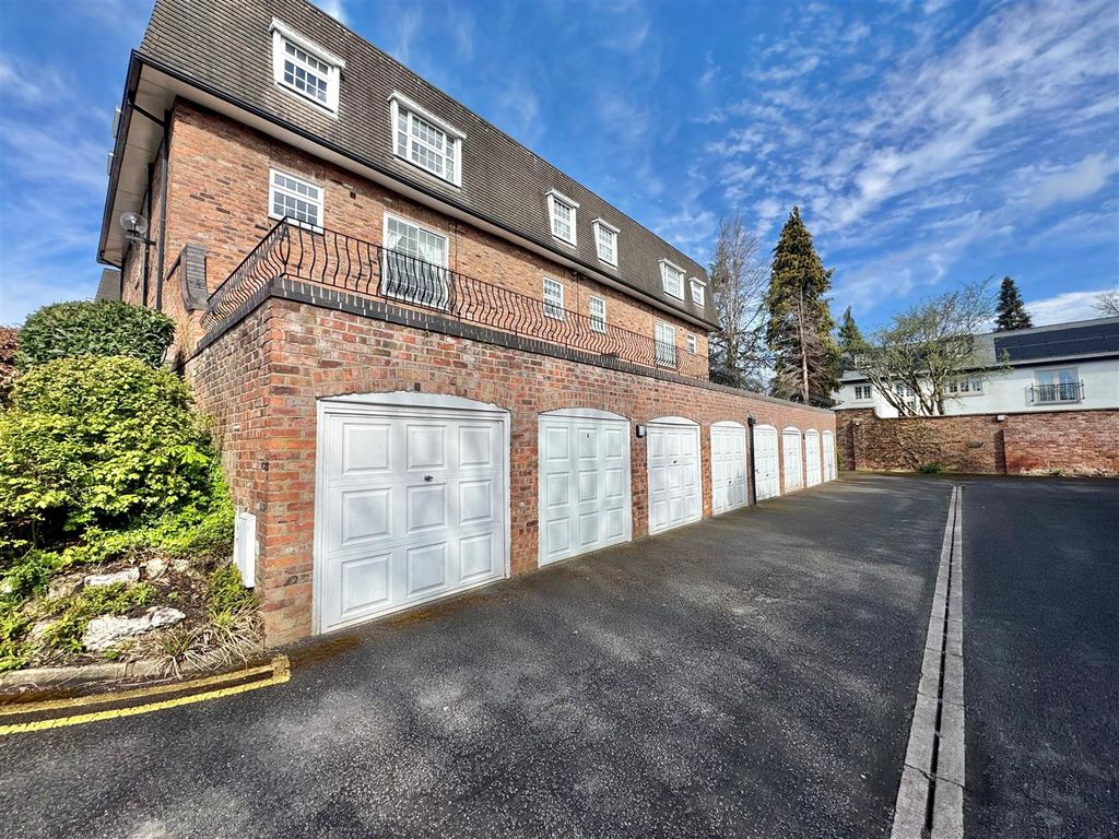Additional image 10 of 3 bed flat for saleSandringham Court, Cavendish Mews, Wilmslow SK9