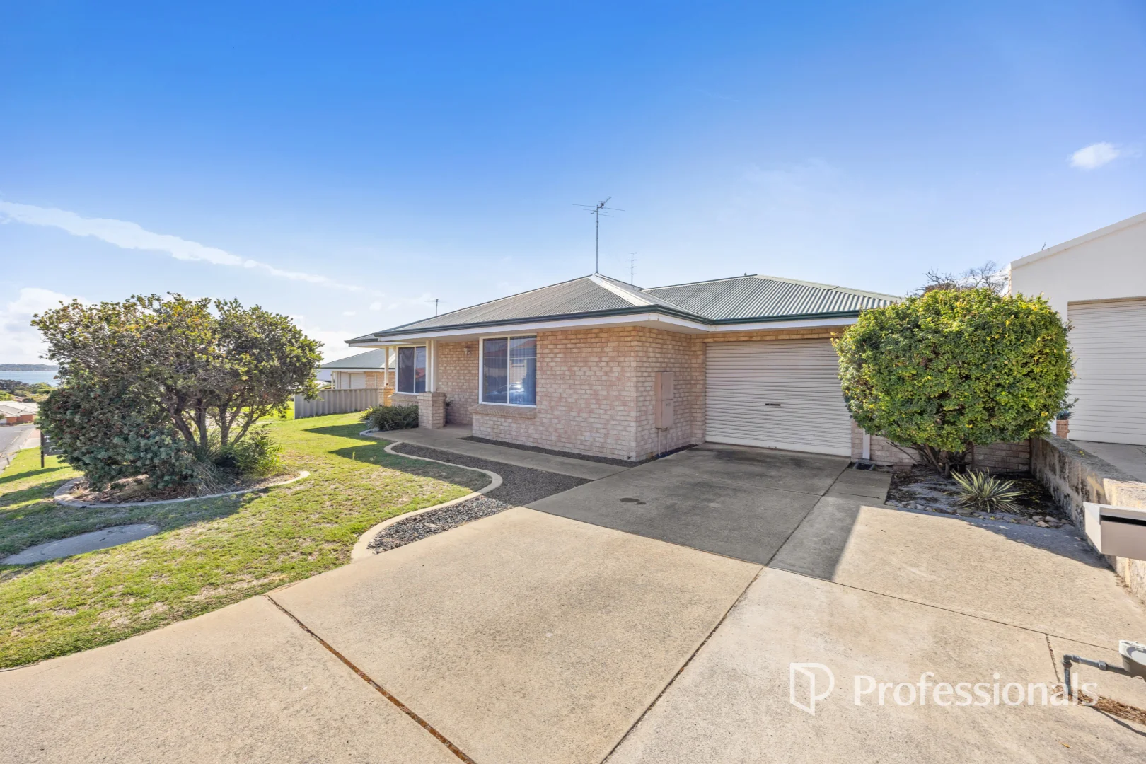 5B Albion Rise, Australind WA 6233 photo 2