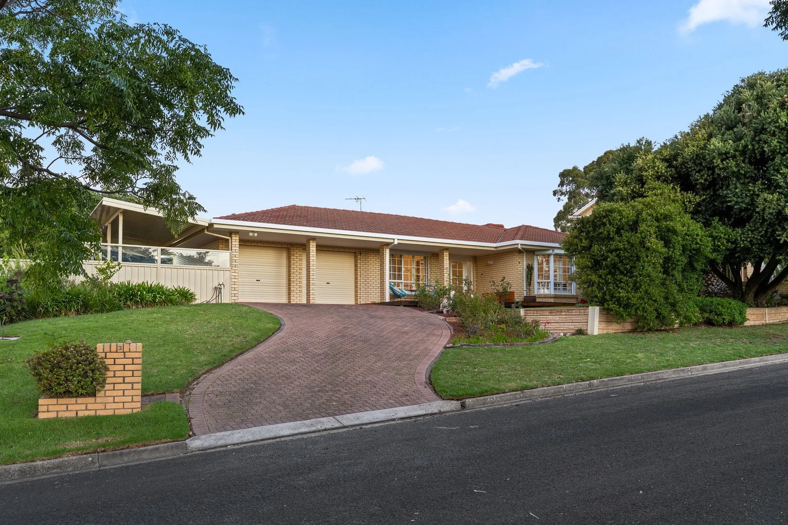 3 Arbell Crescent, Flagstaff Hill SA 5159