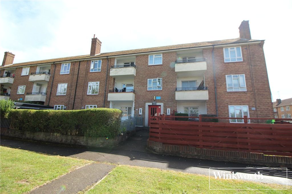 Additional image 3 of 2 bed flat for saleAllerton Road, Borehamwood WD6