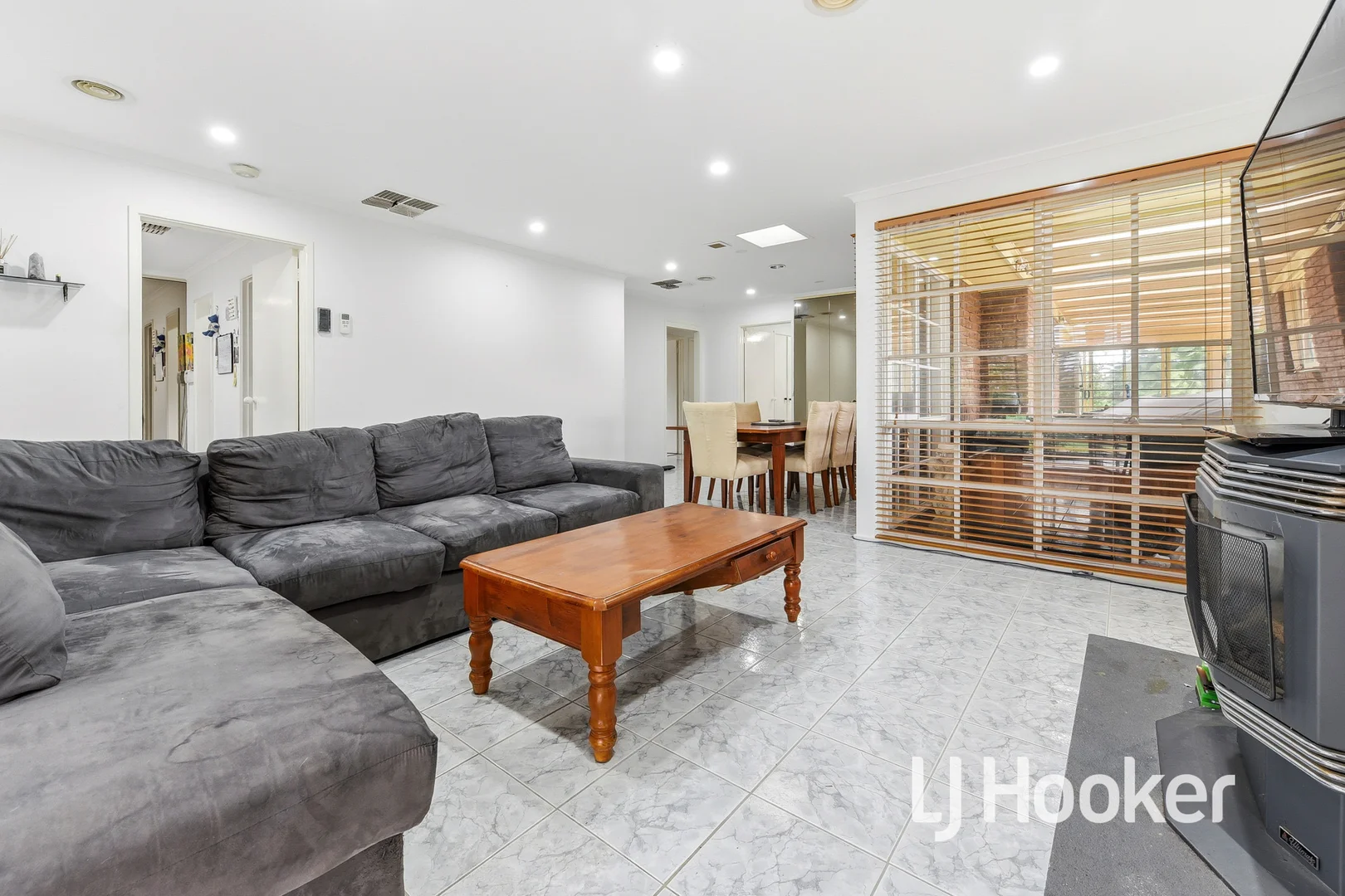Additional image 4 of 58 Lesdon Avenue, Cranbourne VIC 3977