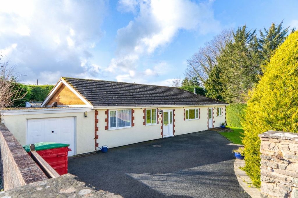 5 bed detached bungalow for saleCollege Lane, Trefecca, Brecon LD3
