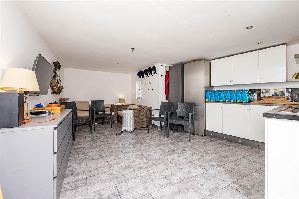 Additional image 30 of 3 bed detached house for saleVicarage Lane, Blackpool FY4