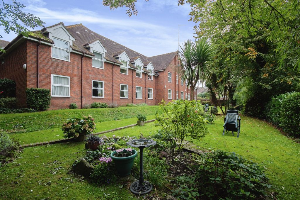 Additional image 2 of 1 bed flat for saleChestnut House, Blandford Forum DT11