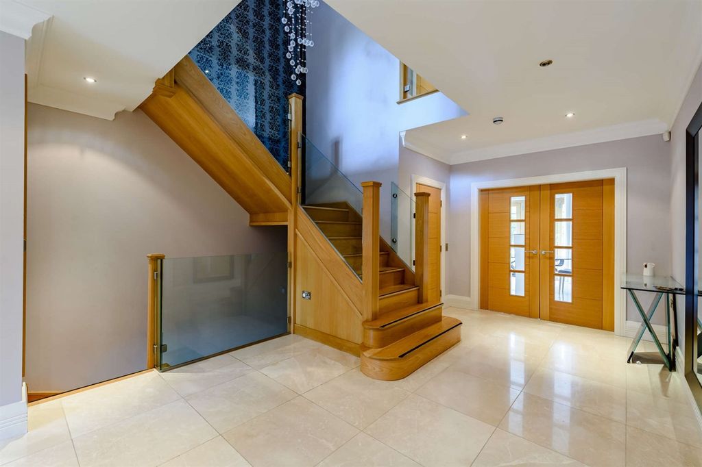 Additional image 20 of 5 bed detached house for salePark Lane, Hale WA15
