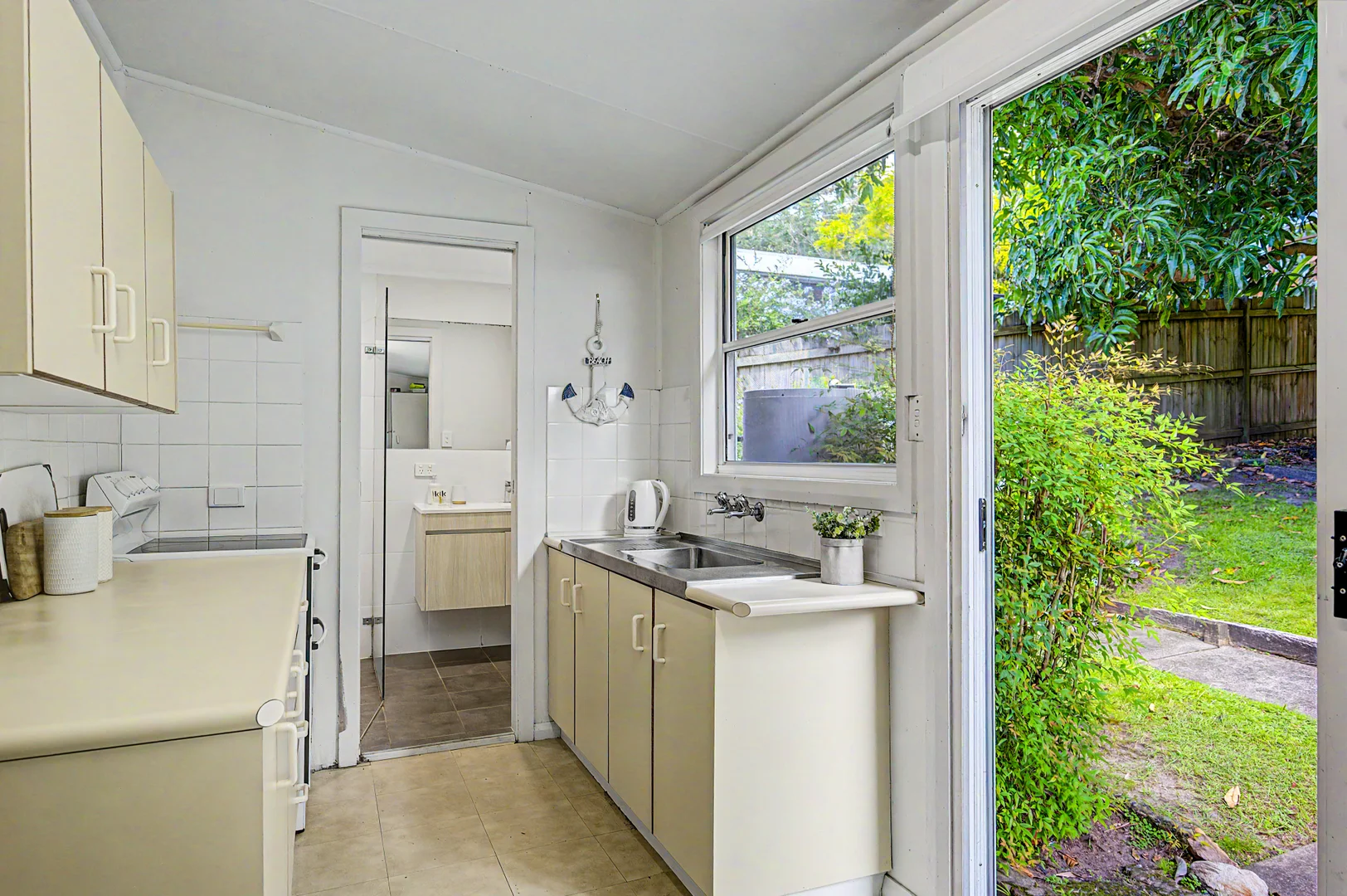 Additional image 11 of 144 Araluen Drive, Hardys Bay NSW 2257
