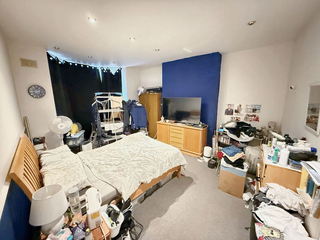Additional image 4 of 2 bed flat for saleAshley Road, South Shields NE34