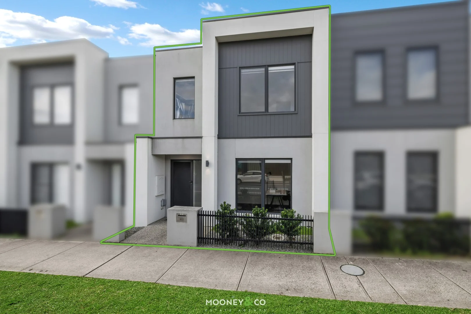 83 Ramlegh Boulevard, Clyde North VIC 3978