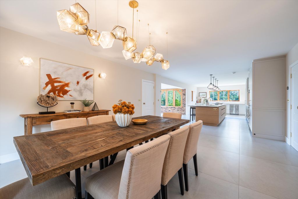 Additional image 3 of 4 bed detached house for saleStubbs Hill, Binfield, Berkshire RG42