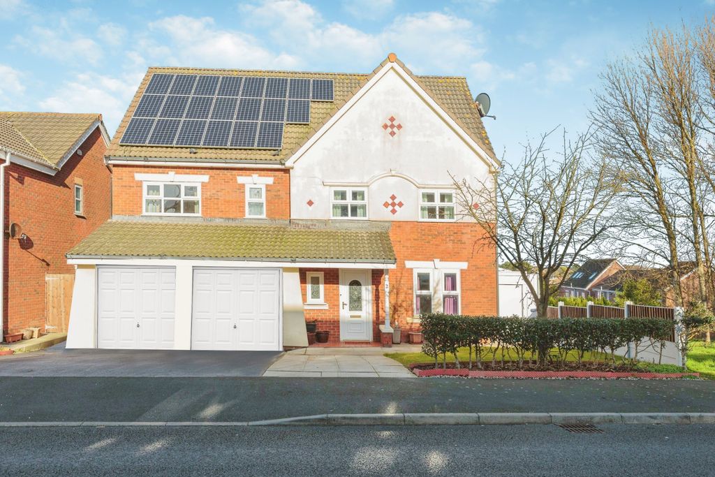 Additional image 4 of 7 bed detached house for saleBracken Way, Blackpool FY2