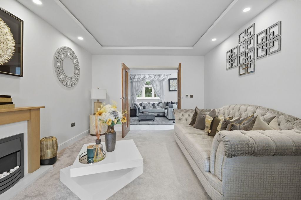 Additional image 13 of 7 bed detached house for saleWidworthy Hayes, Hutton Mount, Brentwood CM13