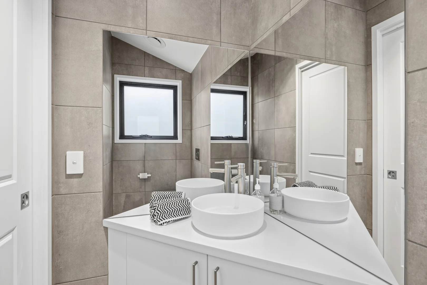 Additional image 7 of 14 View Crescent, Blackwood VIC 3458