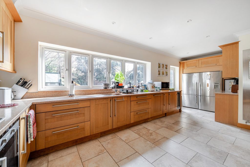 Additional image 14 of 5 bed detached house for saleRosslyn Park, Weybridge KT13