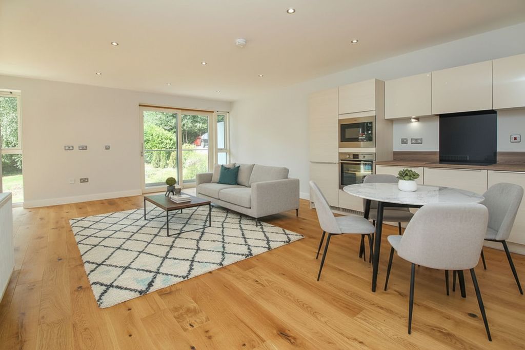 Additional image 2 of 2 bed flat for saleBroomgrove Gardens, 17 Broomgrove Road S10
