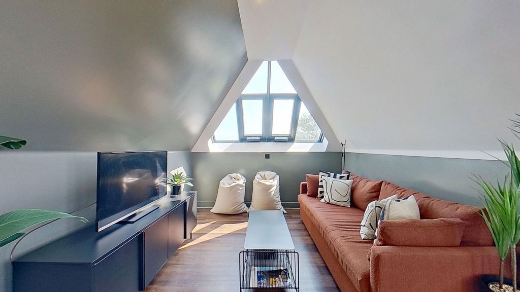 Additional image 5 of 3 bed penthouse for saleConvent Road, Broadstairs CT10