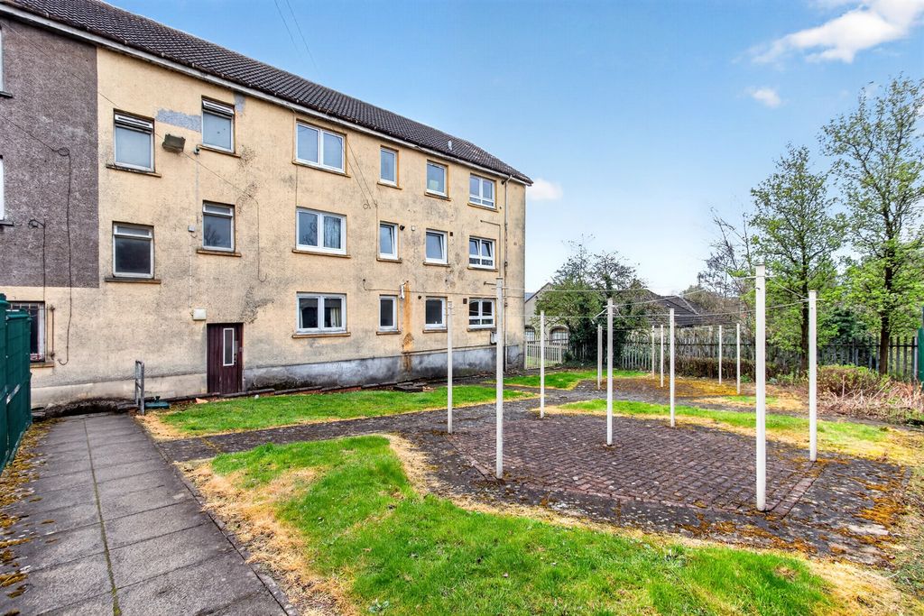 Additional image 10 of 3 bed flat for saleDeedes Street, Airdrie ML6