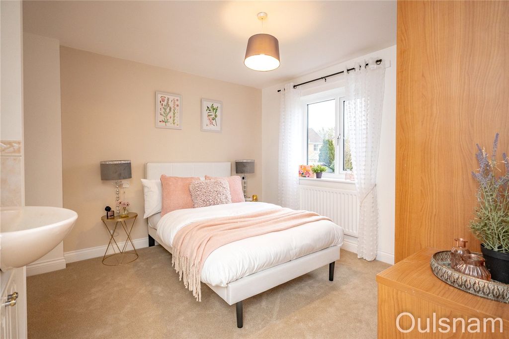 Additional image 19 of 7 bed detached house for saleSandown Drive, Catshill, Bromsgrove, Worcestershire B61