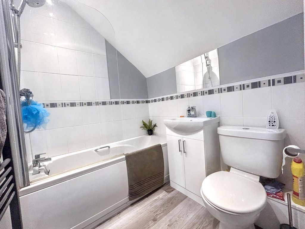 Additional image 7 of 2 bed flat for saleEdendale Avenue, Blyth NE24