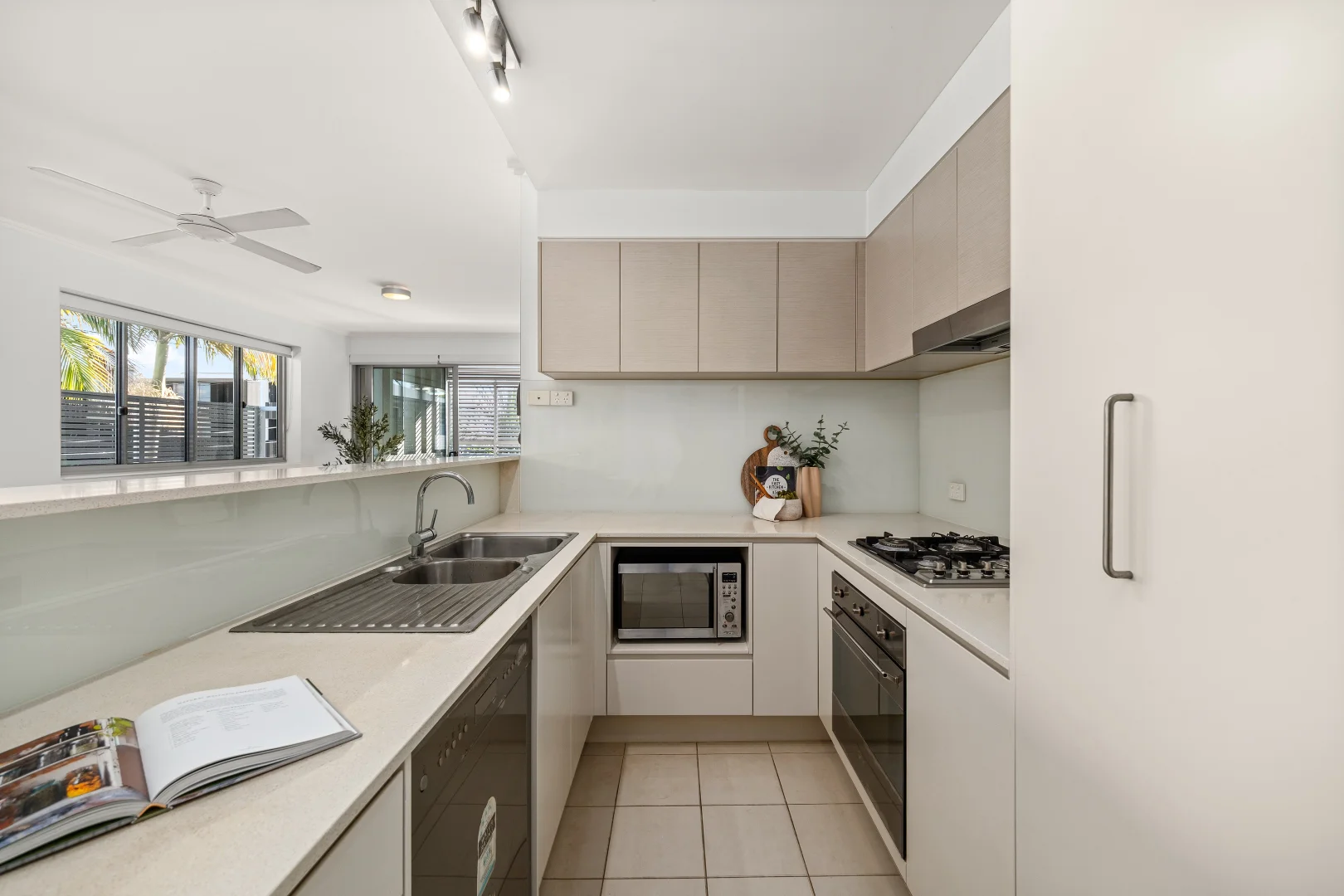 Additional image 4 of 105/425 Hawthorne Road, Bulimba QLD 4171