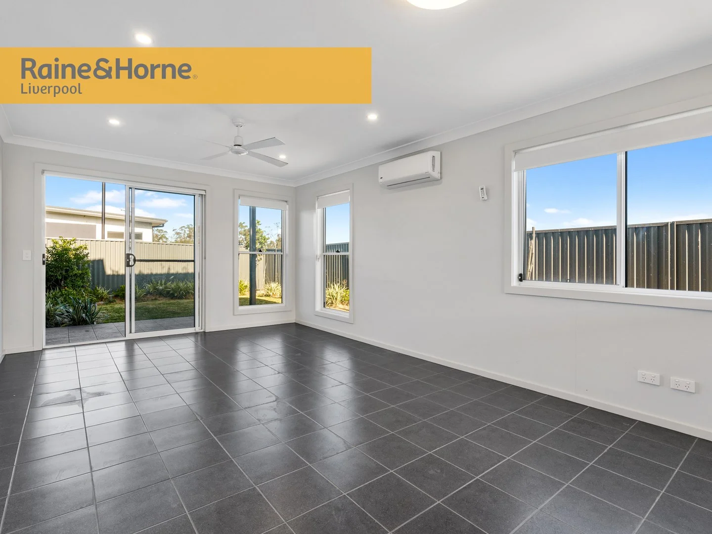 91A Mary Ann Drive, Glenfield NSW 2167
