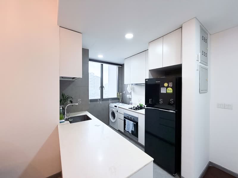 90 Elias Road photo 5
