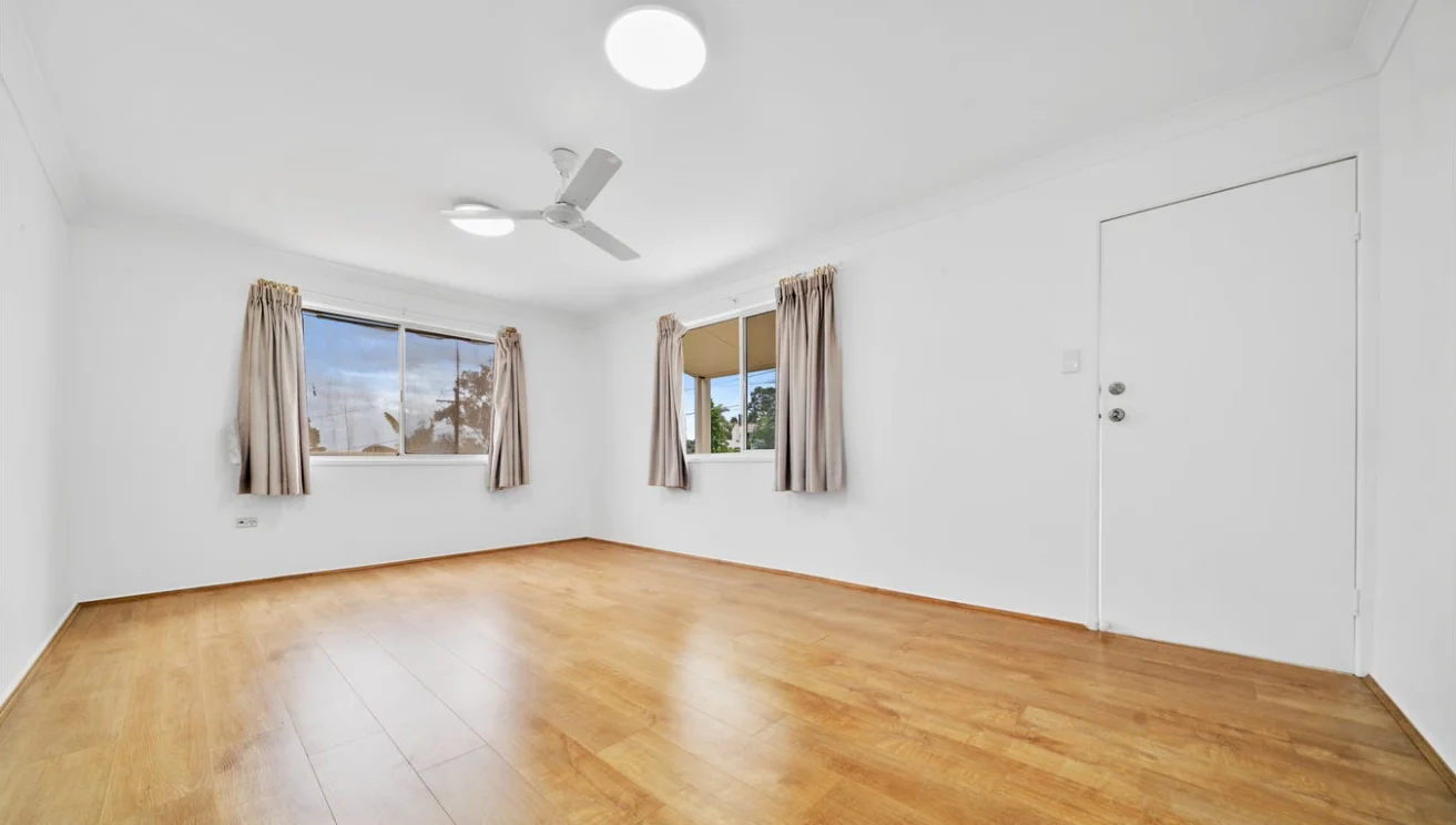 Additional image 2 of 4 Oak St, Bundamba QLD 4304