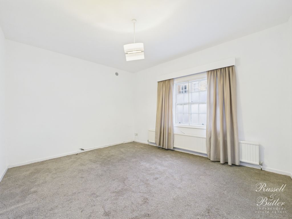 Additional image 7 of 2 bed flat for saleCastle Court, Buckingham MK18
