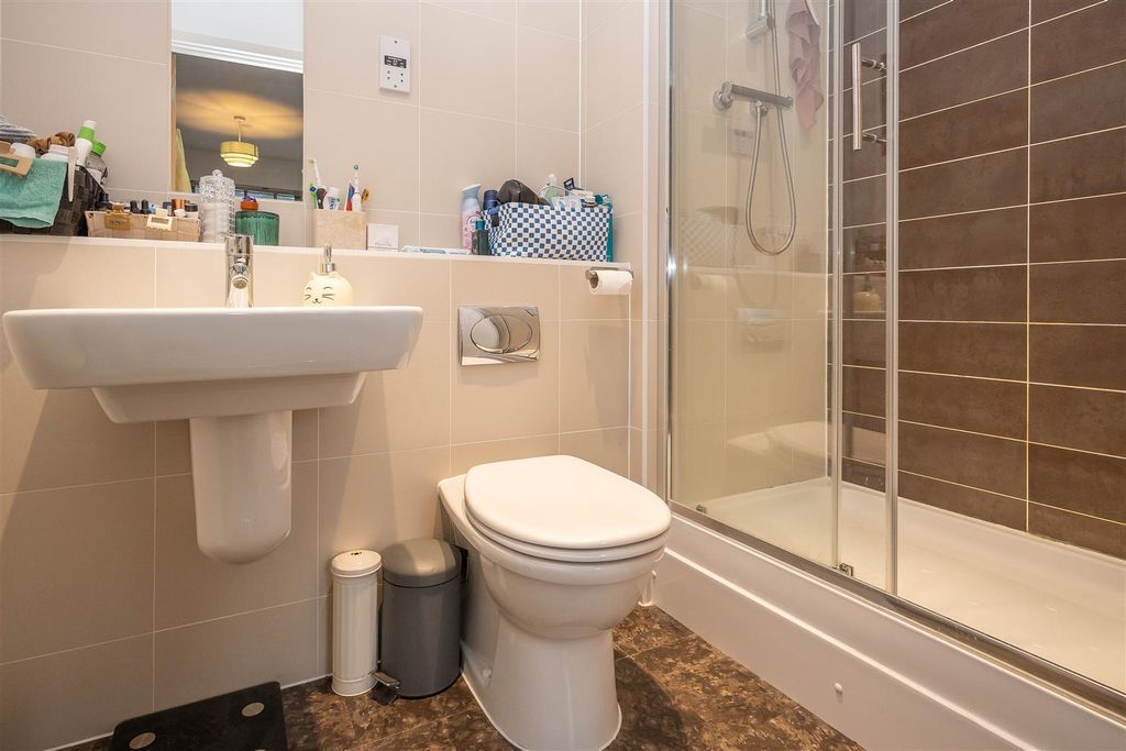 Additional image 11 of 2 bed flat for saleRollason Way, Brentwood CM14