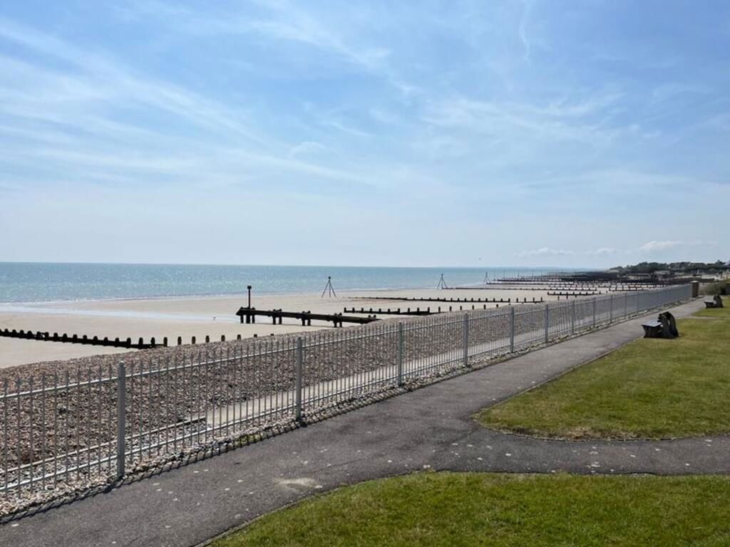 Additional image 16 of 2 bed flat for saleFreya Close, Bognor Regis PO22