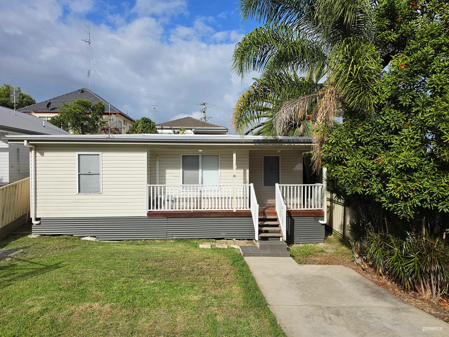 10 Jordan Street, Floraville NSW 2280