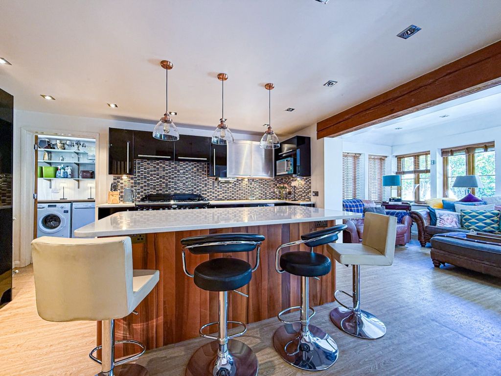 Additional image 14 of 4 bed detached house for saleChilton Trinity, Bridgwater, Somerset TA5
