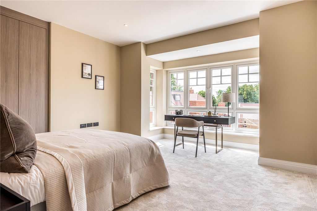 Additional image 16 of 5 bed detached house for saleThe Senses, Kiln Lane, Bourne End, Buckinghamshire SL8