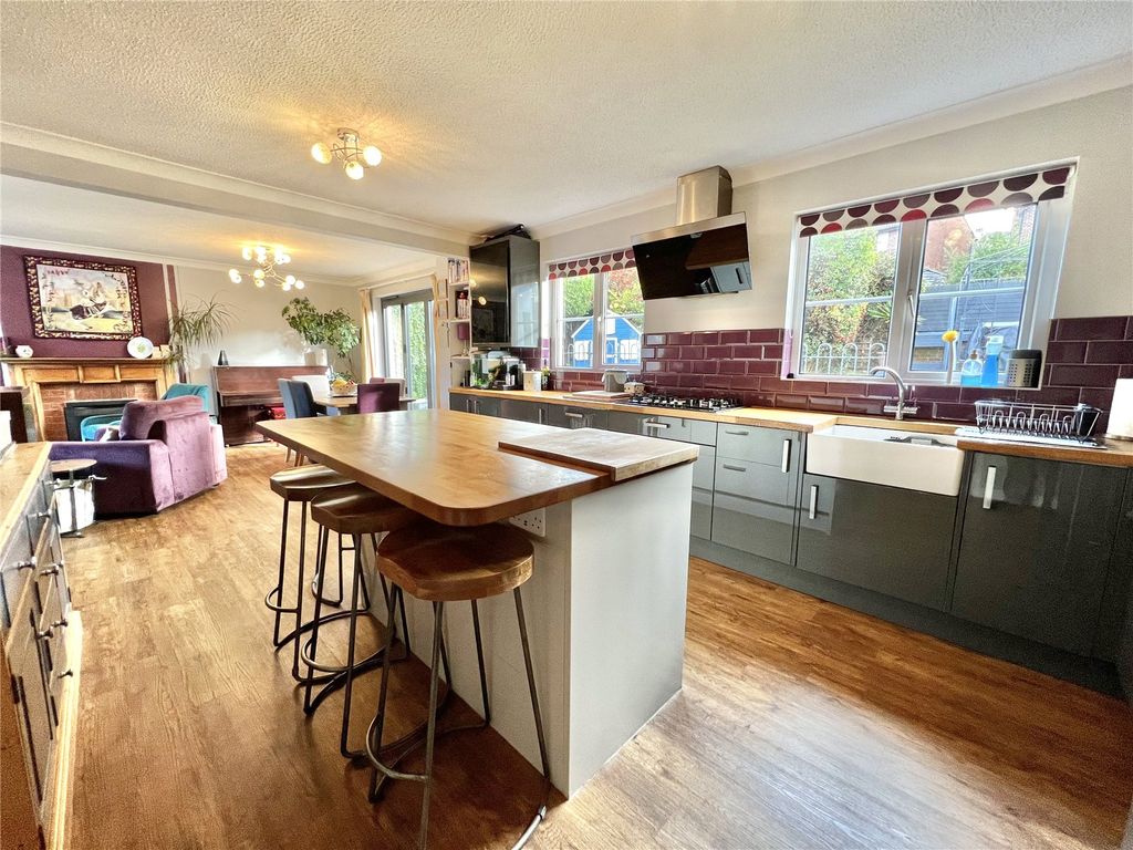 Additional image 5 of 5 bed detached house for saleAshmore Close, Blandford Forum, Dorset DT11