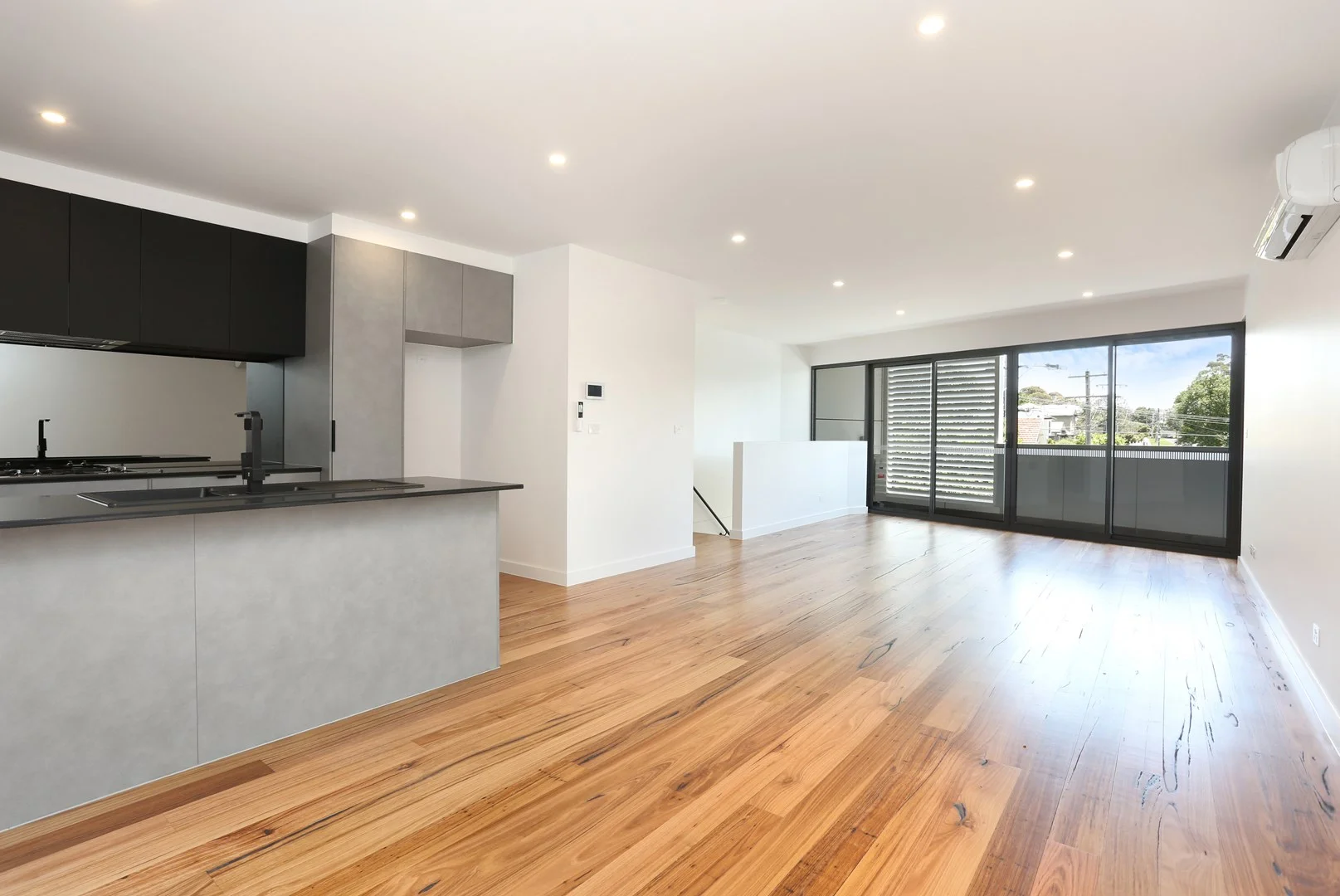 2/312 Pascoe Vale Road, Essendon VIC 3040