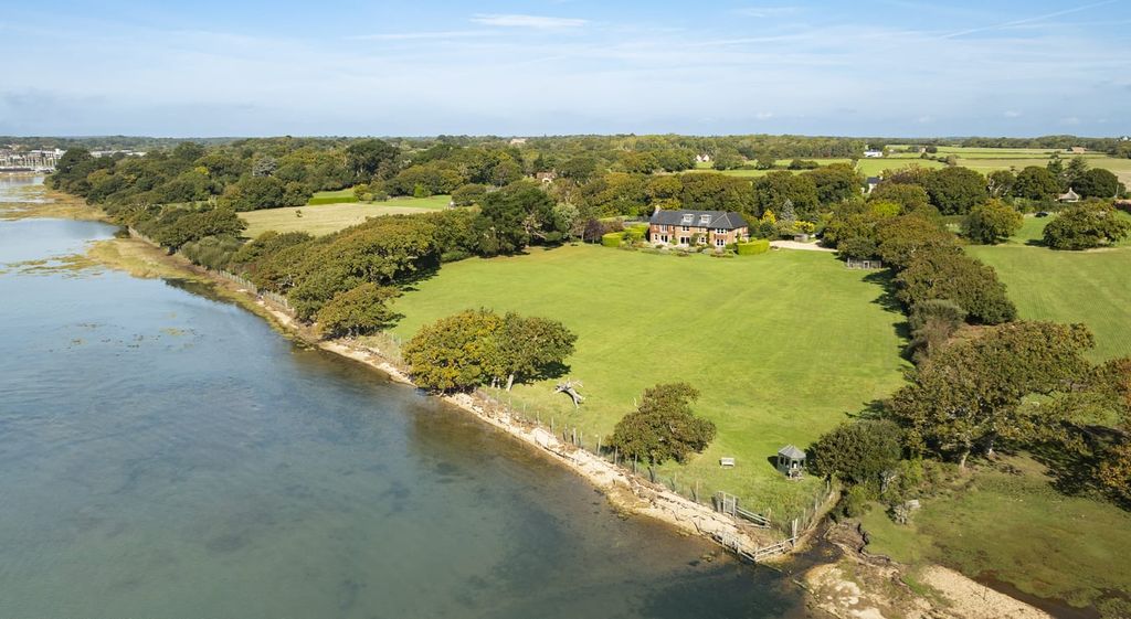 Additional image 10 of 6 bed detached house for saleLisle Court Road, Lymington SO41