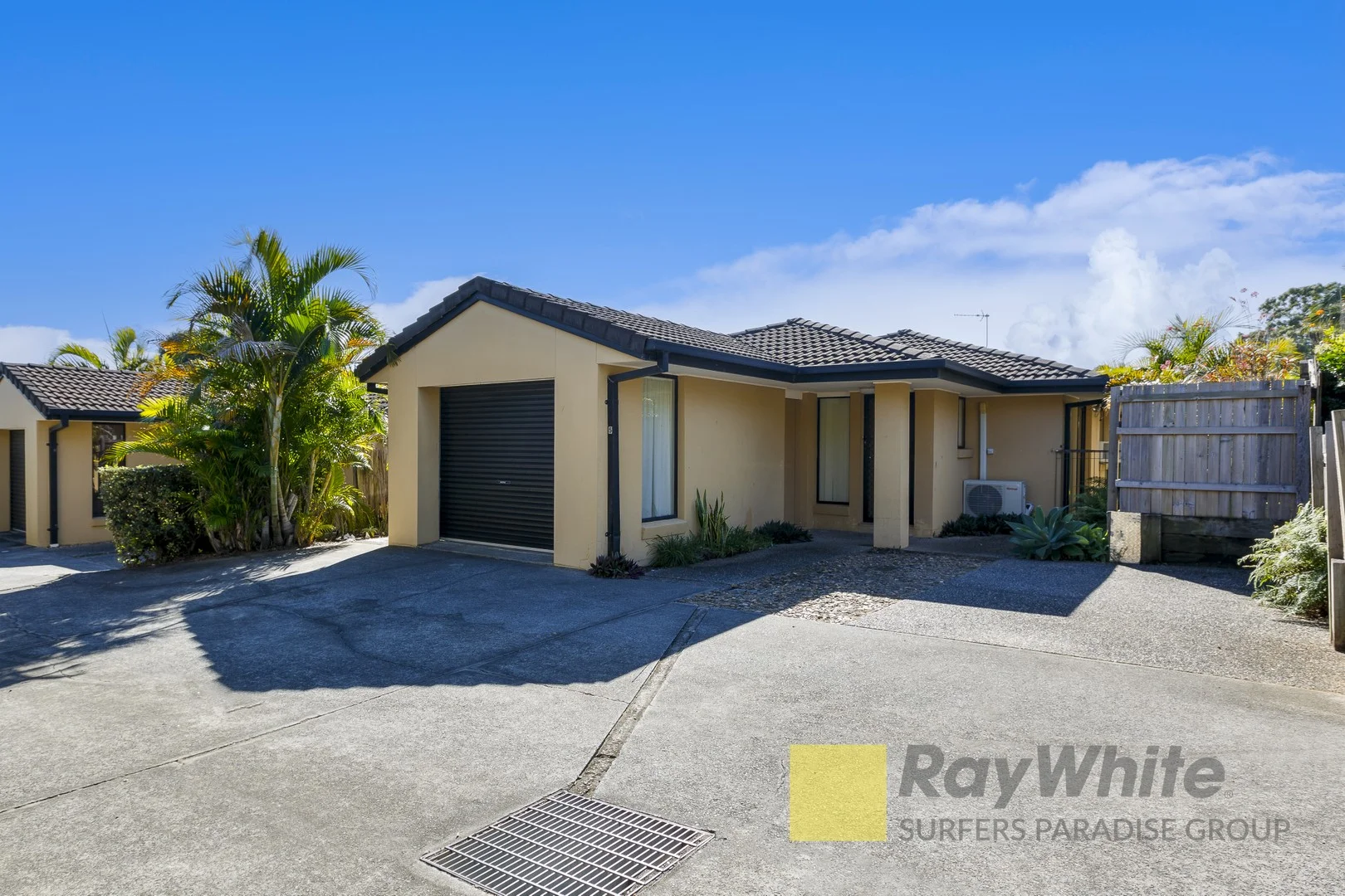 5/13 Schneider Ave, Labrador QLD 4215
