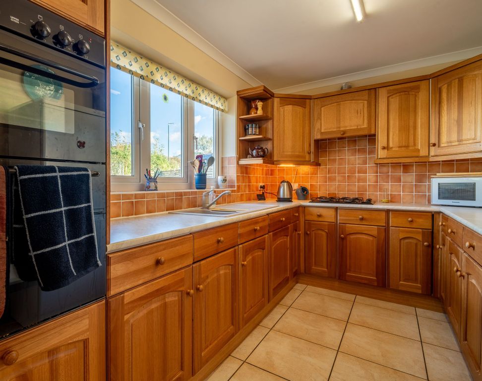 Additional image 9 of 3 bed detached bungalow for saleClos Winifred, Borth SY24
