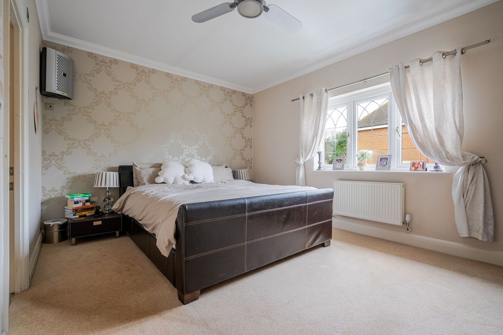 Additional image 7 of 5 bed detached house for saleSteeple Point, Ascot SL5