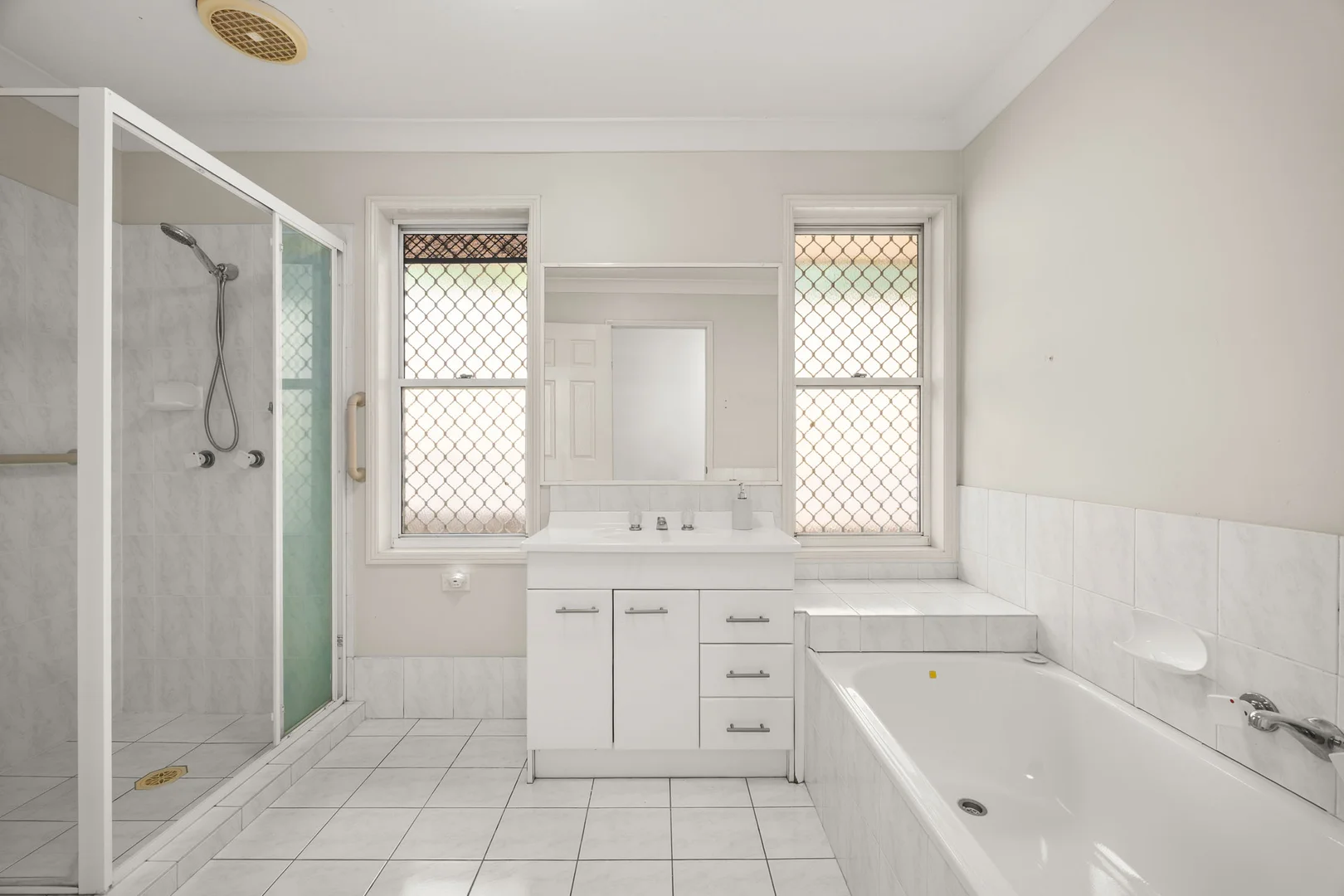 Additional image 10 of 35/60 Gubberley Street, Kenmore QLD 4069