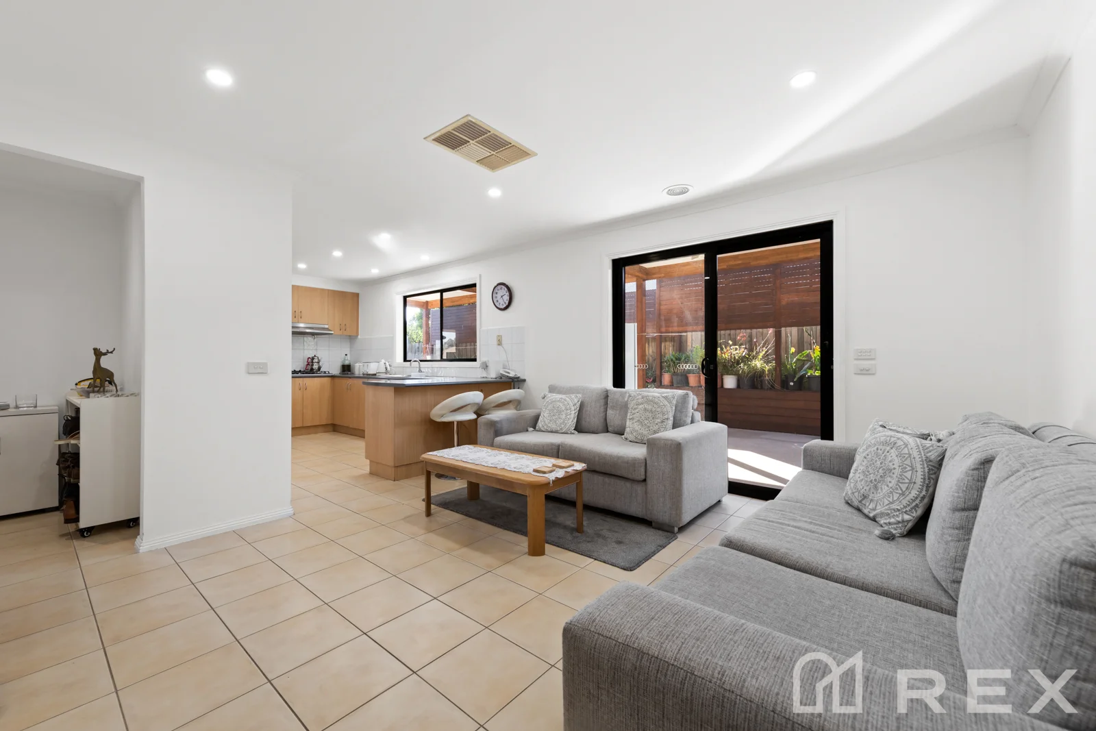 Additional image 3 of 118 Golf Links Road, Berwick VIC 3806