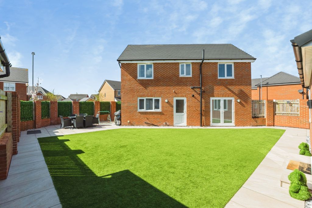 Additional image 3 of 5 bed detached house for saleJackson Avenue, Blackpool FY4