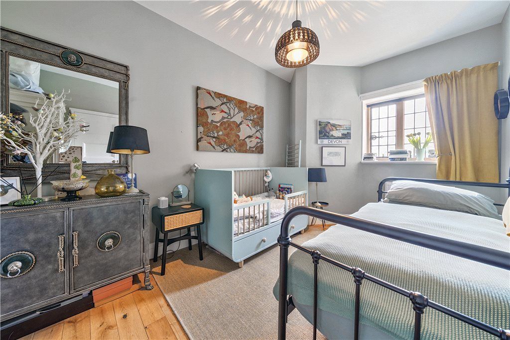 Additional image 8 of 2 bed flat for saleMavelstone Road, Bickley, Kent BR1