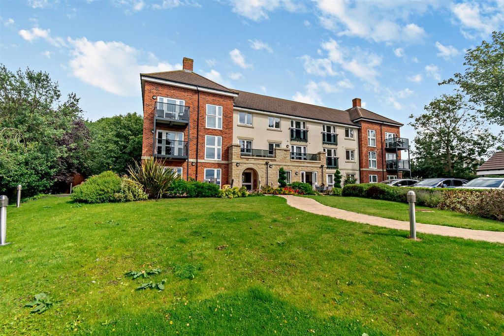 Additional image 8 of 1 bed flat for saleChestnut Court, 99 Martongate, Bridlington YO16