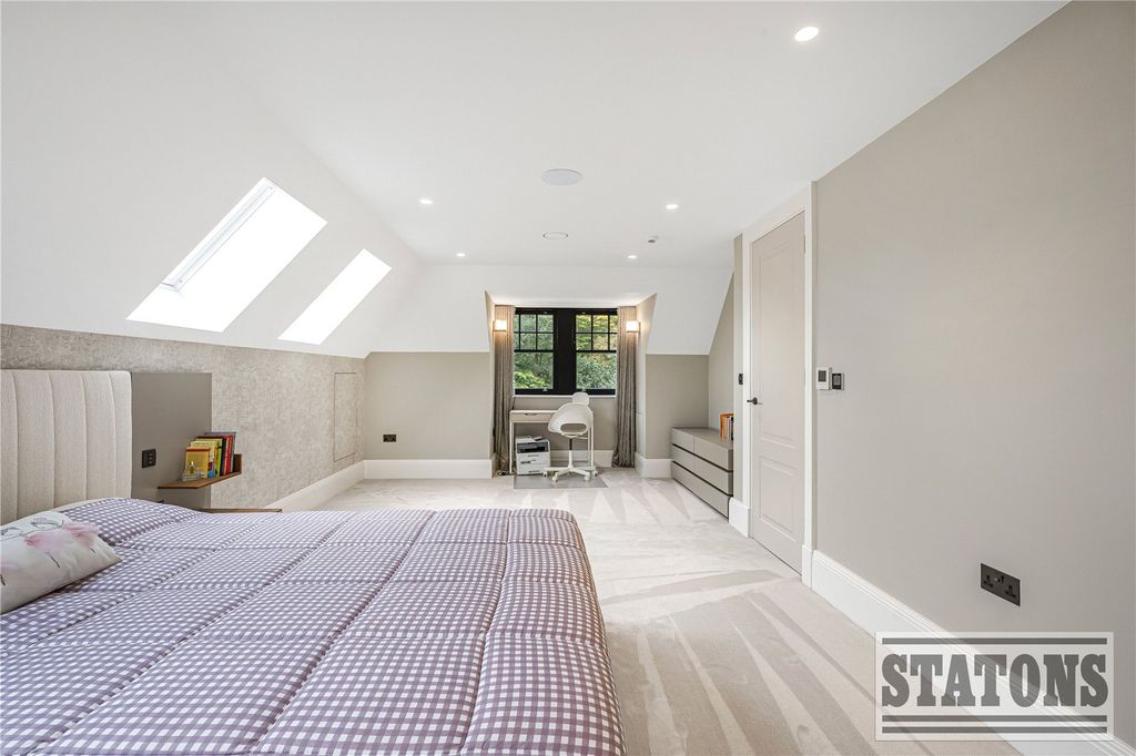 Additional image 28 of 5 bed detached house for saleBarham Avenue, Elstree, Borehamwood, Hertfordshire WD6