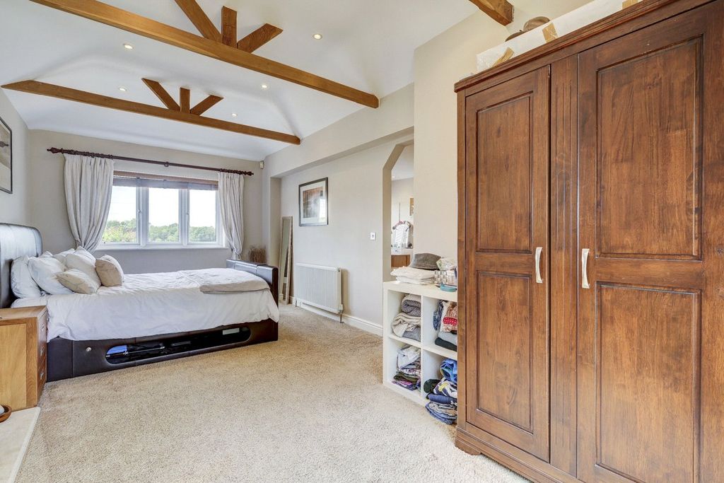Additional image 11 of 5 bed detached house for saleGosfield Road, Gosfield, Essex CM7